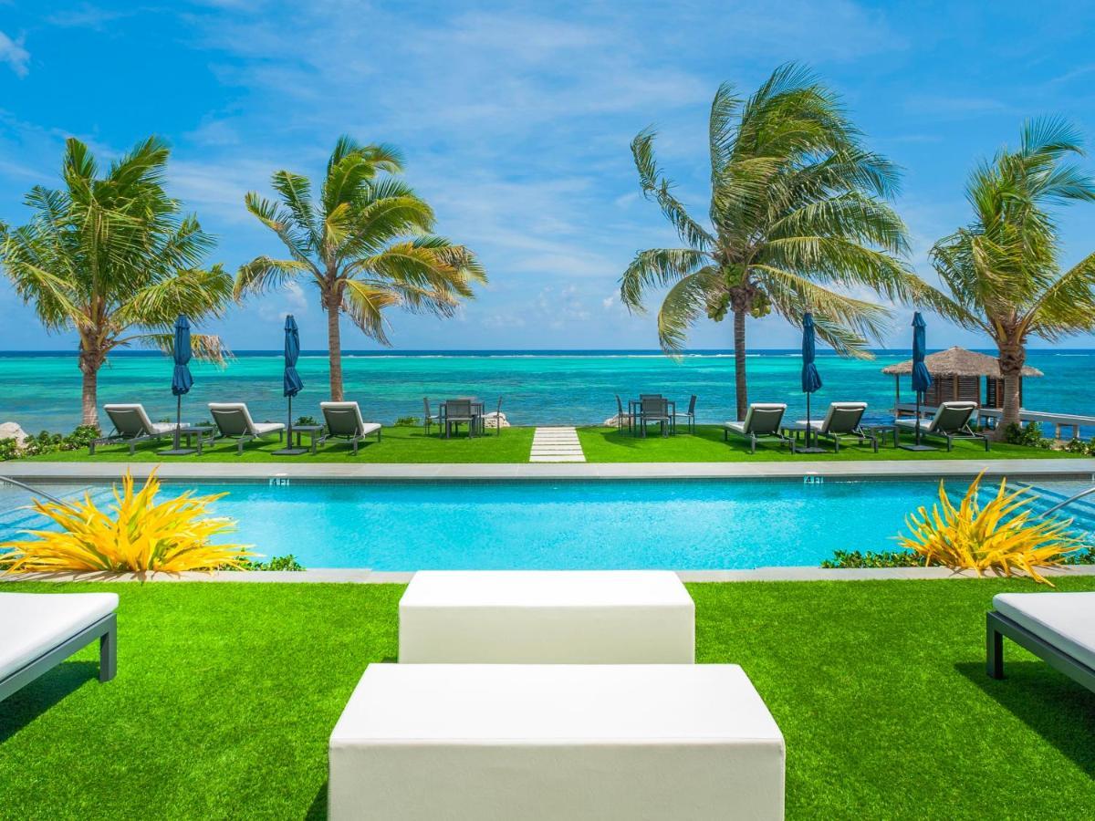 Black Urchin Boutique Resort Bodden Town Esterno foto