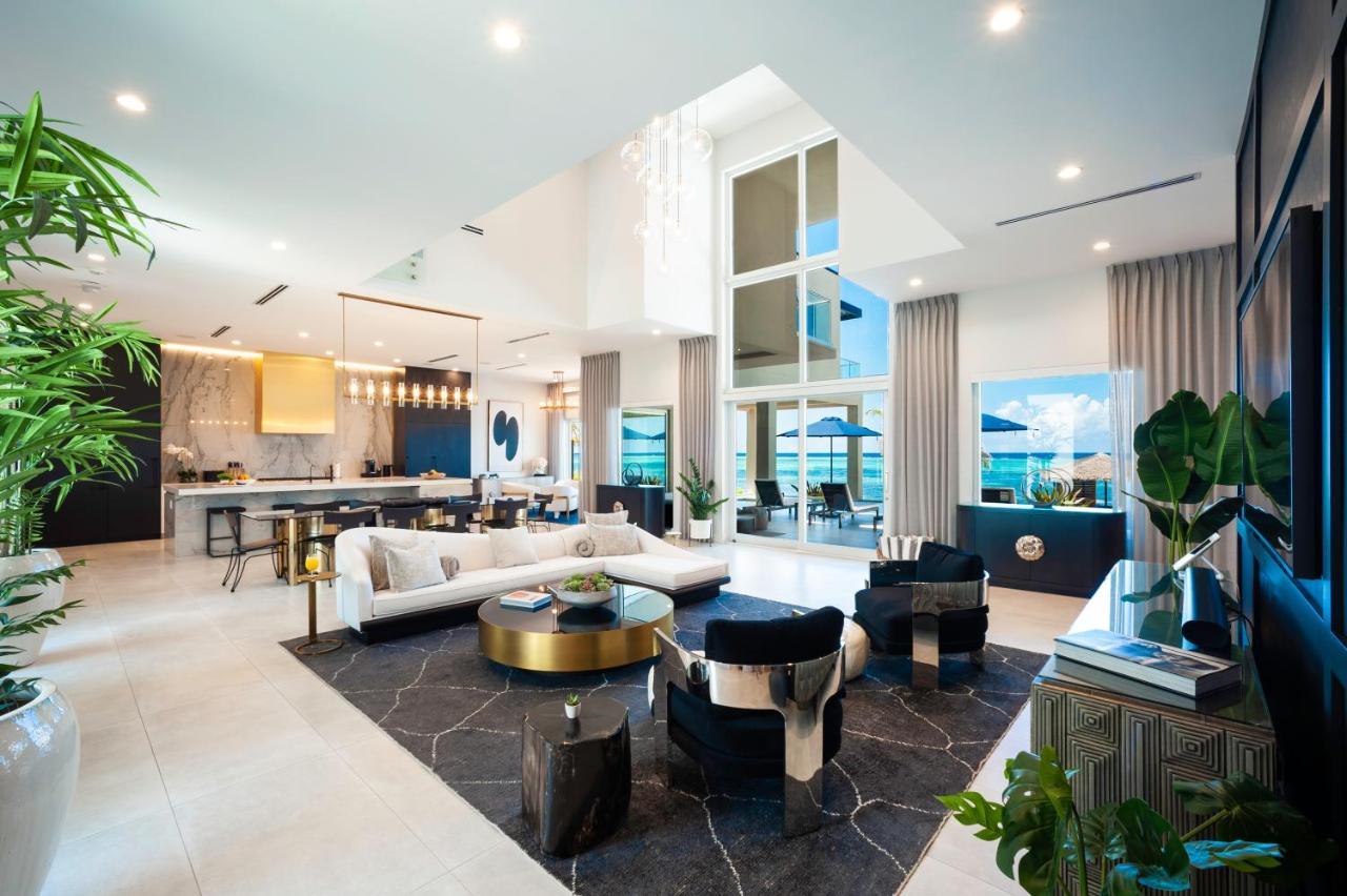 Black Urchin Boutique Resort Bodden Town Esterno foto