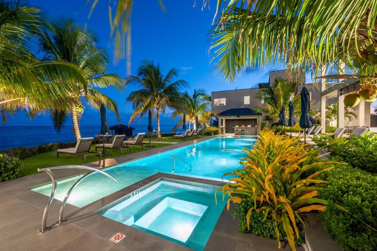Black Urchin Boutique Resort Bodden Town Esterno foto