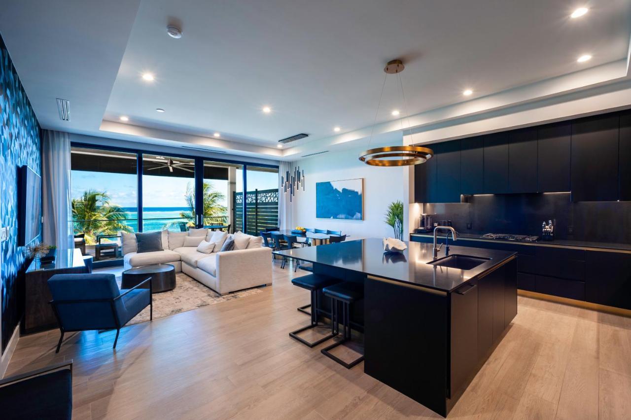 Black Urchin Boutique Resort Bodden Town Esterno foto